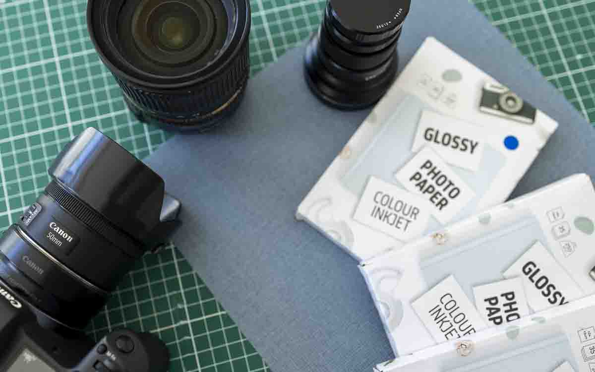 Sustainable wall art made to measure, fitting company dimensions and design